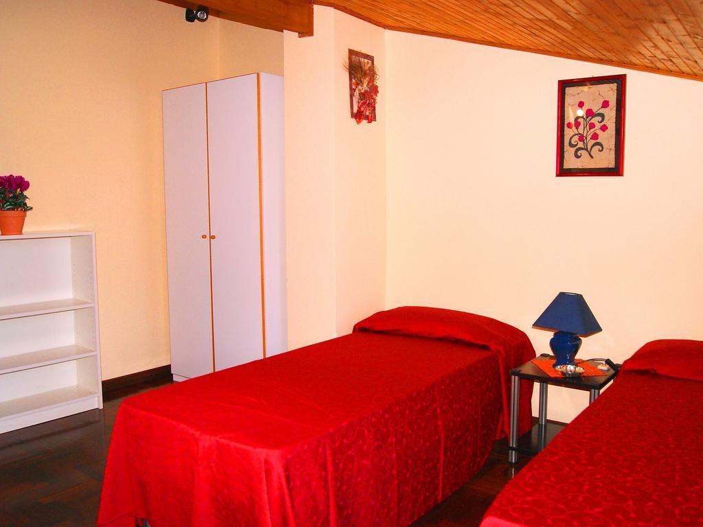 Villa Imperia Habitación foto